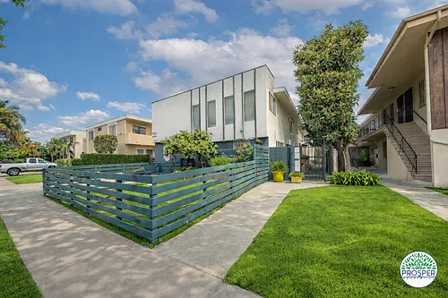 3960 S. Inglewood Blvd. Photo 1