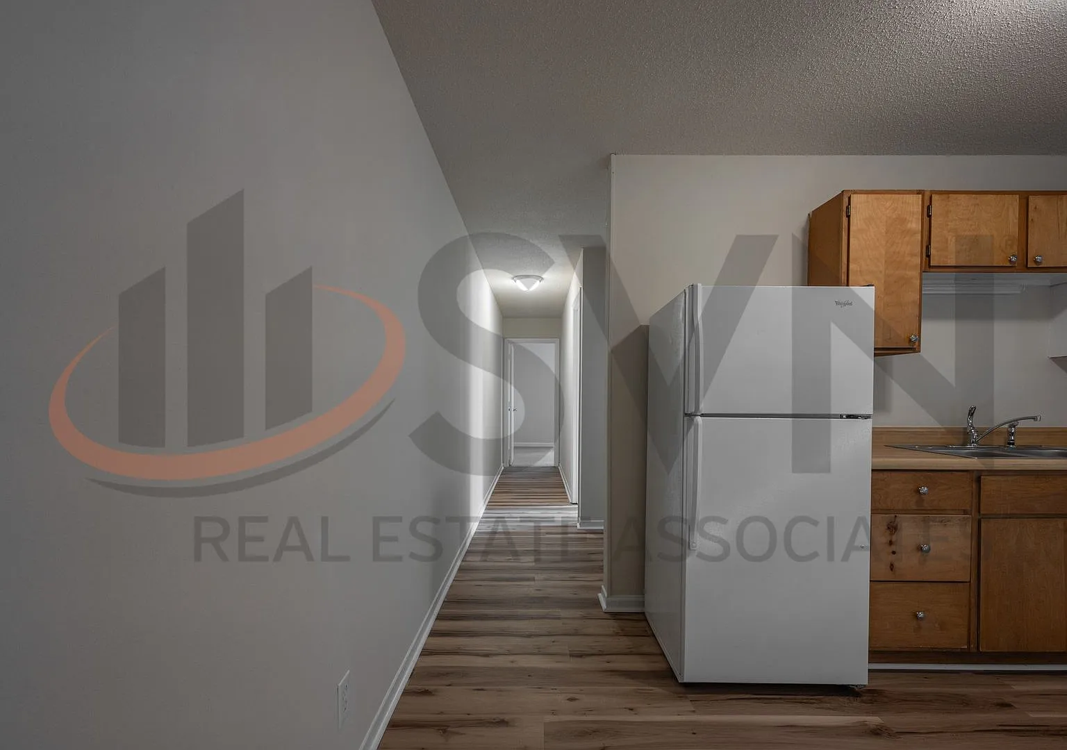910 Fiske Street — Photo 3