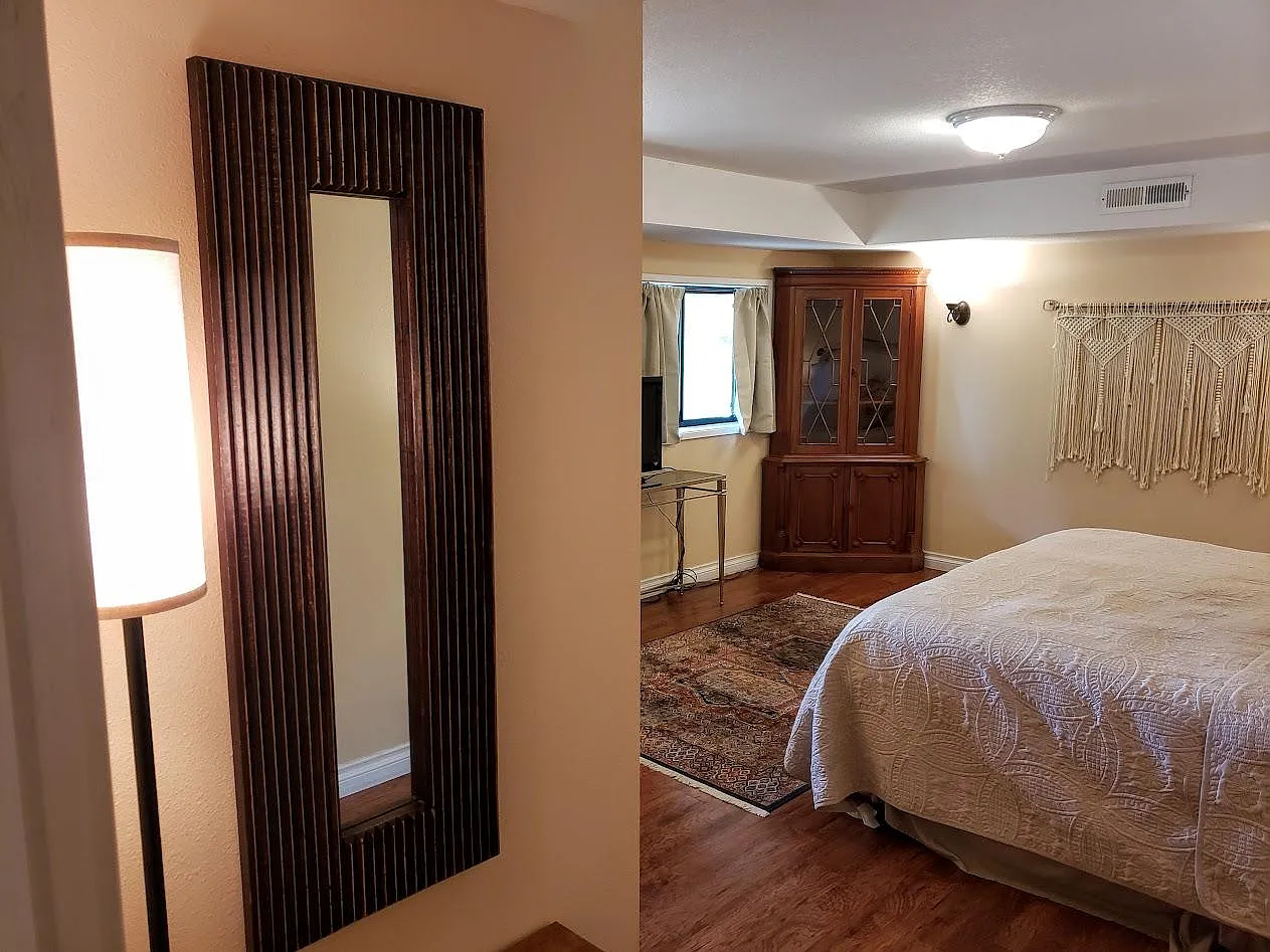 9417 SE Evergreen Hwy — Photo 4