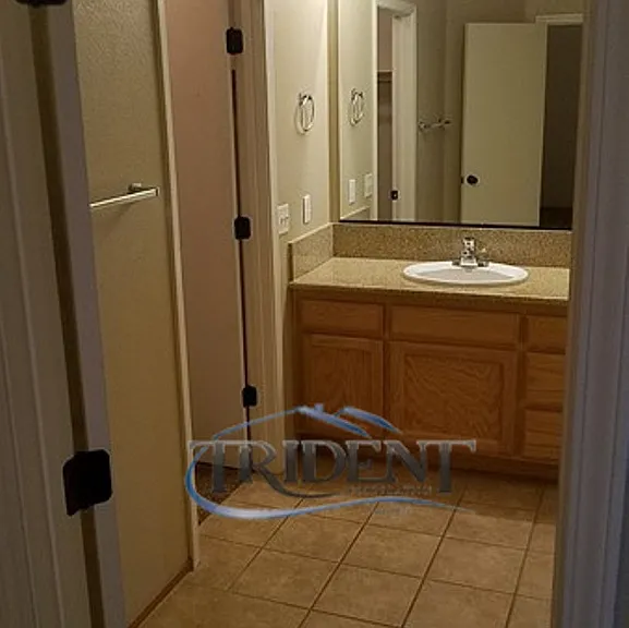 1019 Arbor Dr — Photo 12