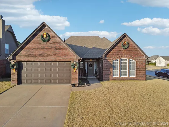 1421 W 117th St S, Jenks, OK 74037