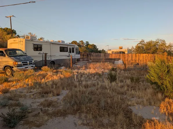 968 N Calvert Blvd, Ridgecrest, CA 93555