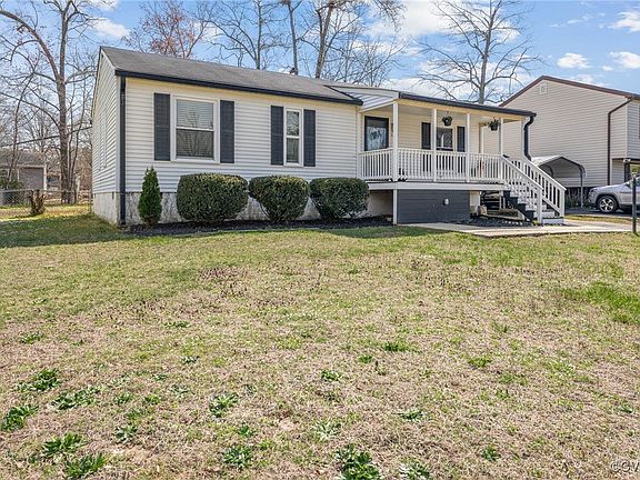 4th image of 6349 Macbeth Ct