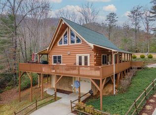 165 Dove Hollow Ln, Franklin, NC 28734