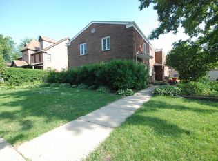 1833 Prairie St, Glenview, IL 60025