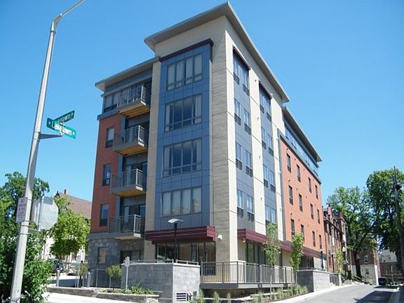 5th image of 229 W Lakelawn Pl #1