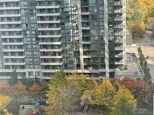 4955 Yonge St, Toronto, ON