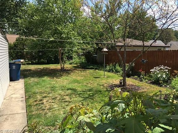 3rd image of 6971 Beresford Ave