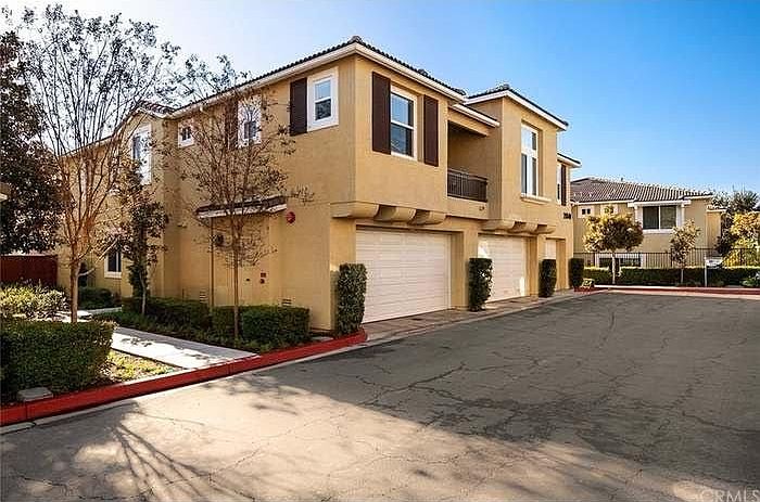 1st image of 354840 Satterlie Ln #3