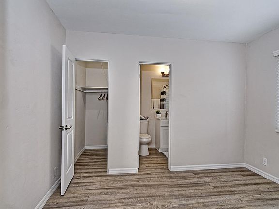 4th image of 954 22nd St