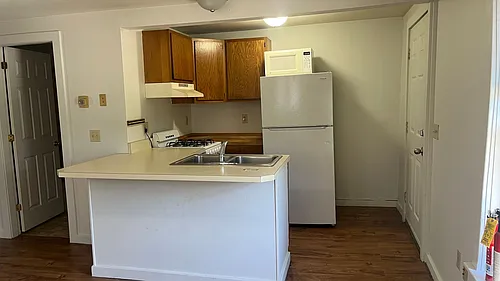 321 S Main St Photo 1
