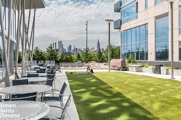 Rented by Martini Real Estate | media 37