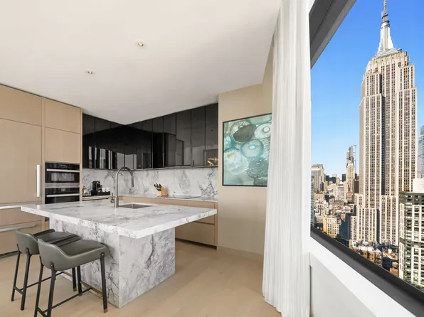 25 West 28th Street image 4 of 25