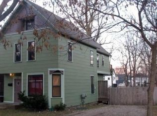 913 Village St, Kalamazoo, MI