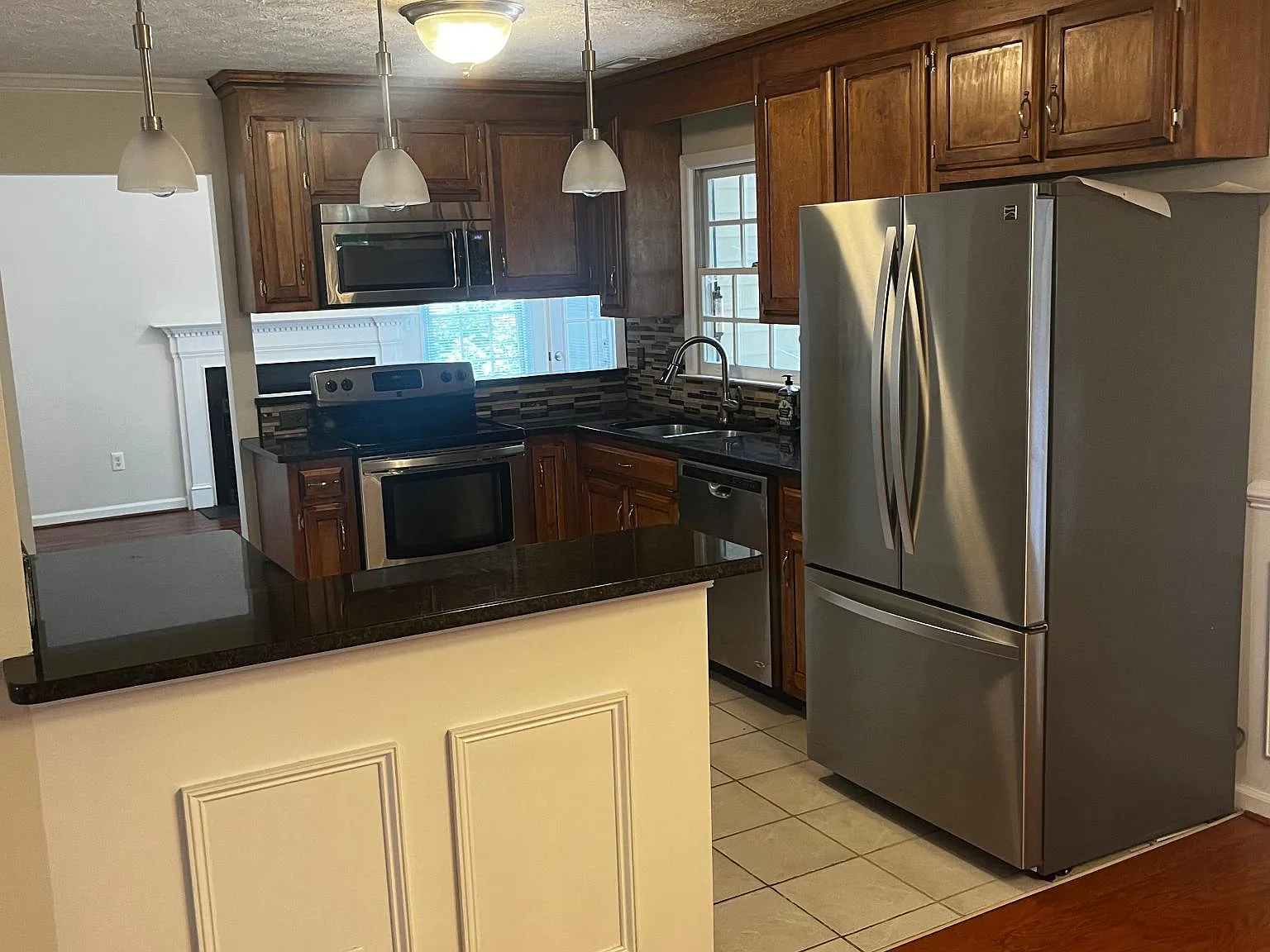 115 Saddle Drive — Photo 2