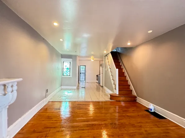 1132 S 17th St, Philadelphia, PA 19146