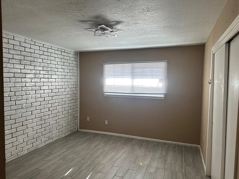 12831 High Star Dr — Photo 3