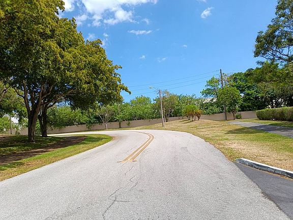 5th image of 2200 S Cypress Bend Dr APT 305