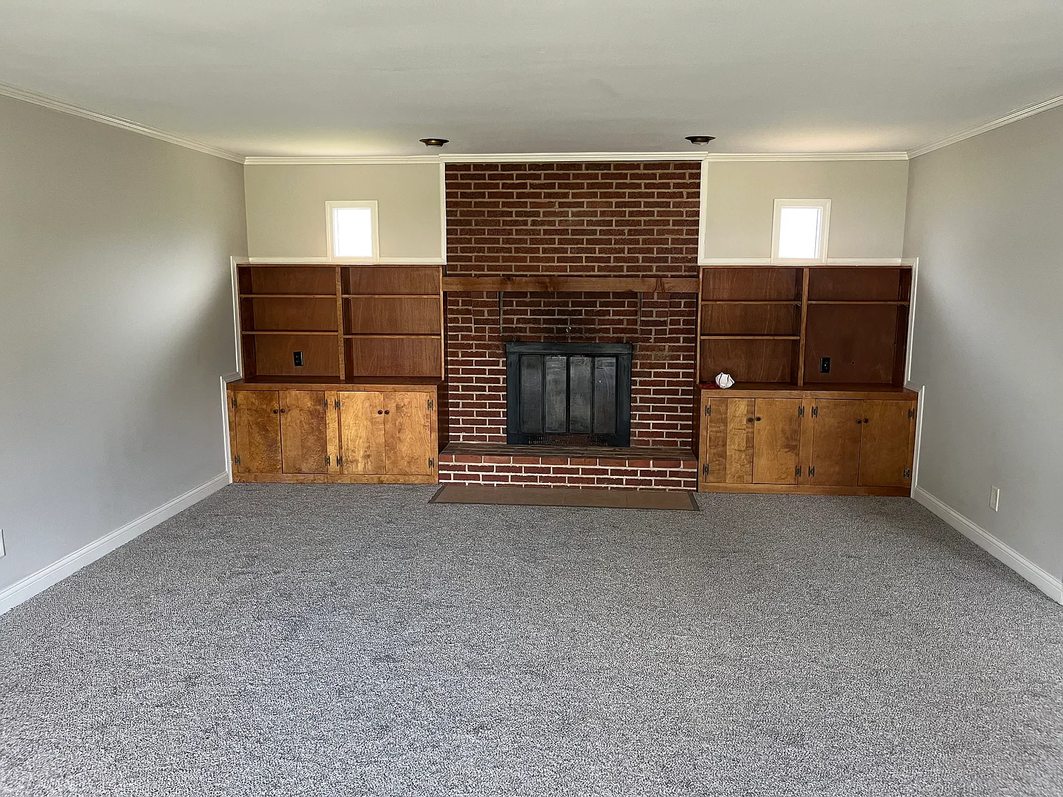 3 bed, 1269 sqft, $1,900 — Photo 3