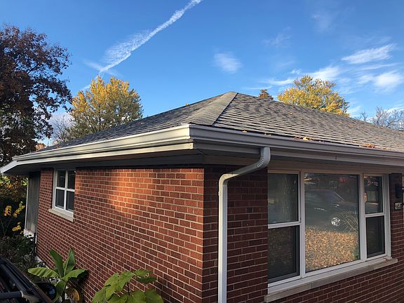 4th image of 9653 Twincrest Dr
