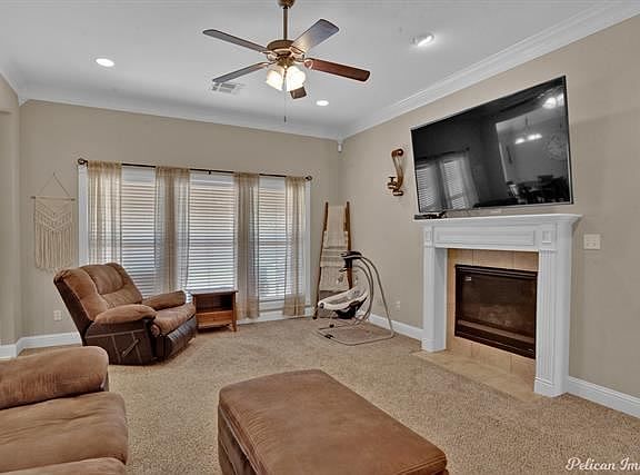 2nd image of 1703 Hassell Dr