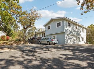 920 Bonnie Ln, Genoa City, WI 53128