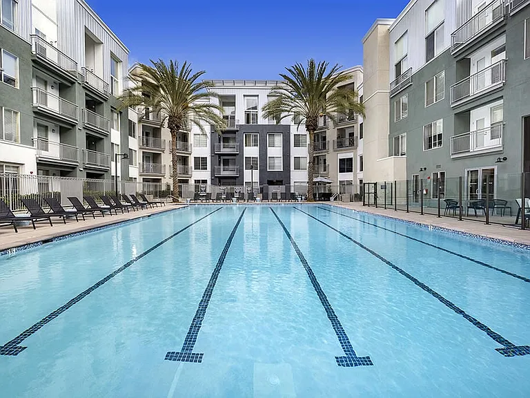 Main and Jamboree Apartments — Photo 4