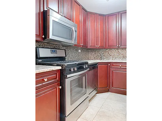 Rented by MySpaceNYC | media 2