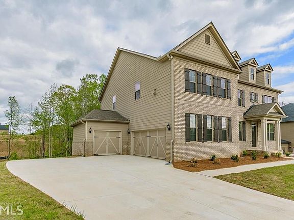 3rd image of 337 Carmichael Cir
