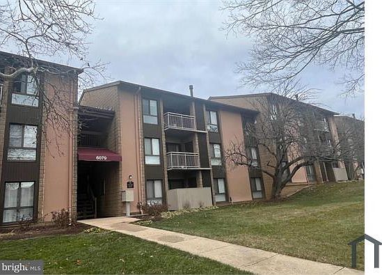 3rd image of 6079 Majors Ln #M6
