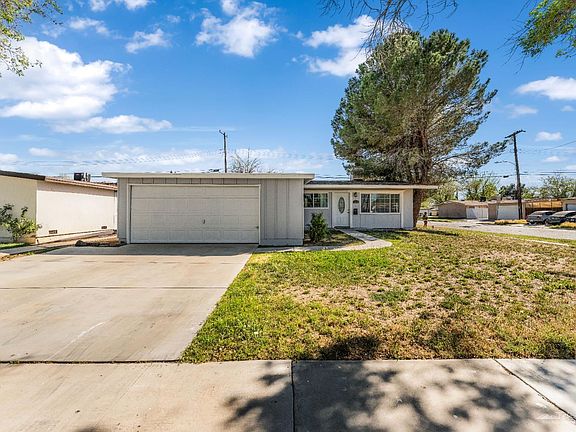 3rd image of 1046 W Avenue H6
