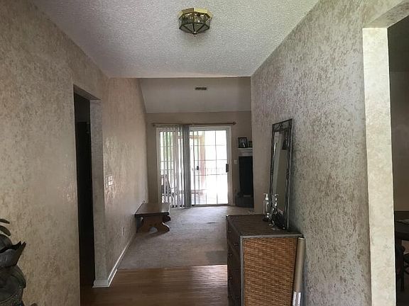 2nd image of 204 Thames Ave