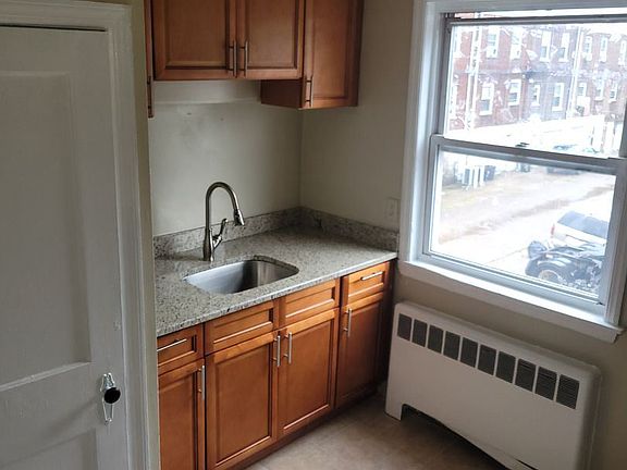 3rd image of 6394 Castor Ave Floor 2
