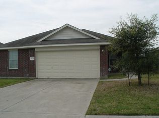 5634 Park Village Dr, Houston, TX 77048