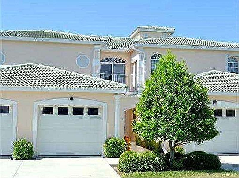 1st image of 801 Gondola Park Dr