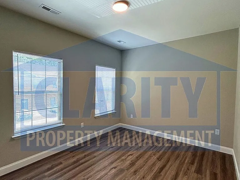 3413 Peerless Rd NW — Photo 9