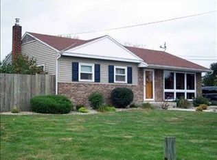 1910 Fry Loop Ave, Carlisle, PA 17013