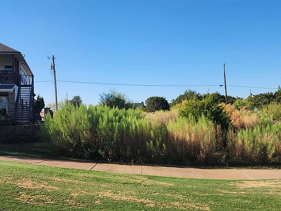 3rd image of 435 Turnberry Loop