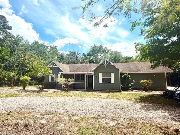 5730 Cedar Tree LN, NAPLES, FL 34116