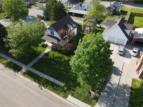 709 E 3rd St, Ogallala, NE 69153