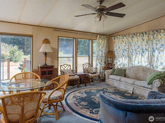 5th image of 2783 Orcas Road