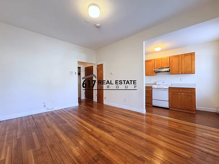 64 Brighton Ave #105 — Photo 7