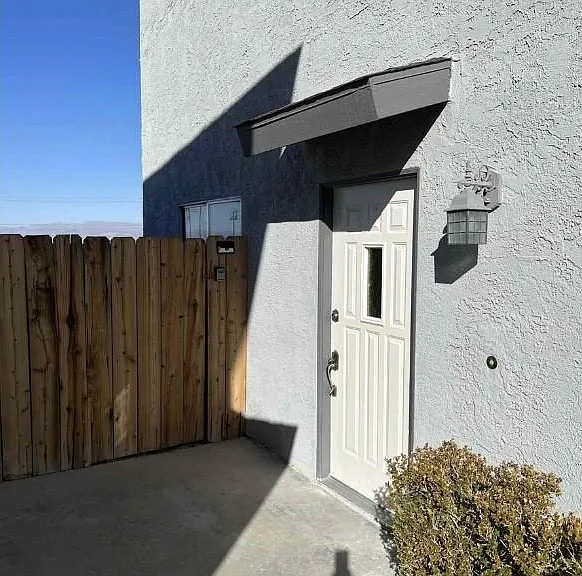 109 S Lilac St — Photo 9