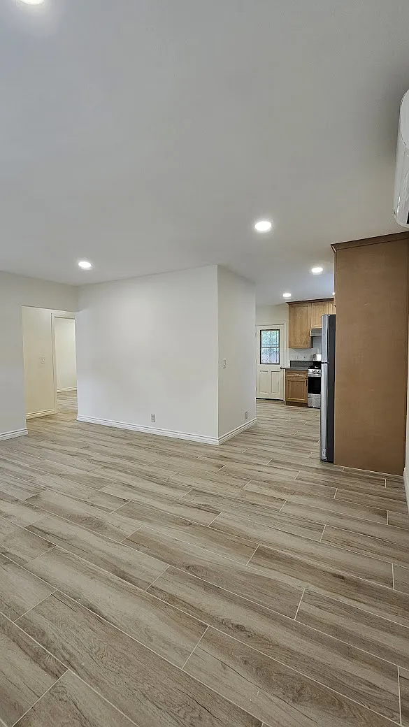 2518 Orange Ave — Photo 2
