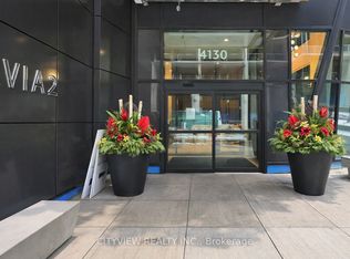 4130 Parkside Village Dr #109, Mississauga, ON L5B 0L7