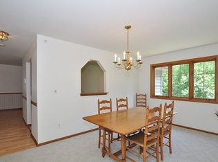 2845 Teal Ridge Ct, Brookfield, WI 53045