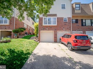 9376 Neil Rd #A, Philadelphia, PA 19115