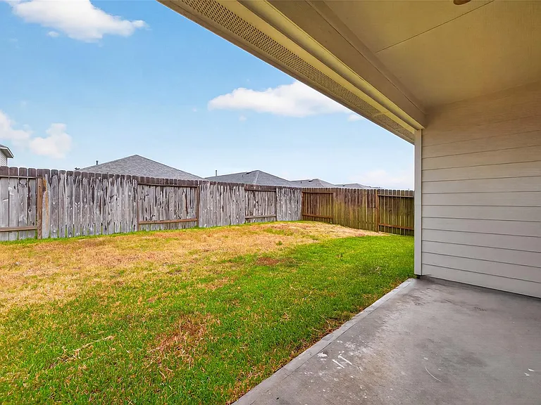 14683 Canyon Pines Ln — Photo 33