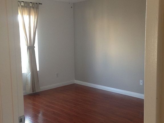 4th image of 5515 Klump Ave APT C