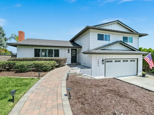 1842 Craigmore Ave, Escondido, CA 92027